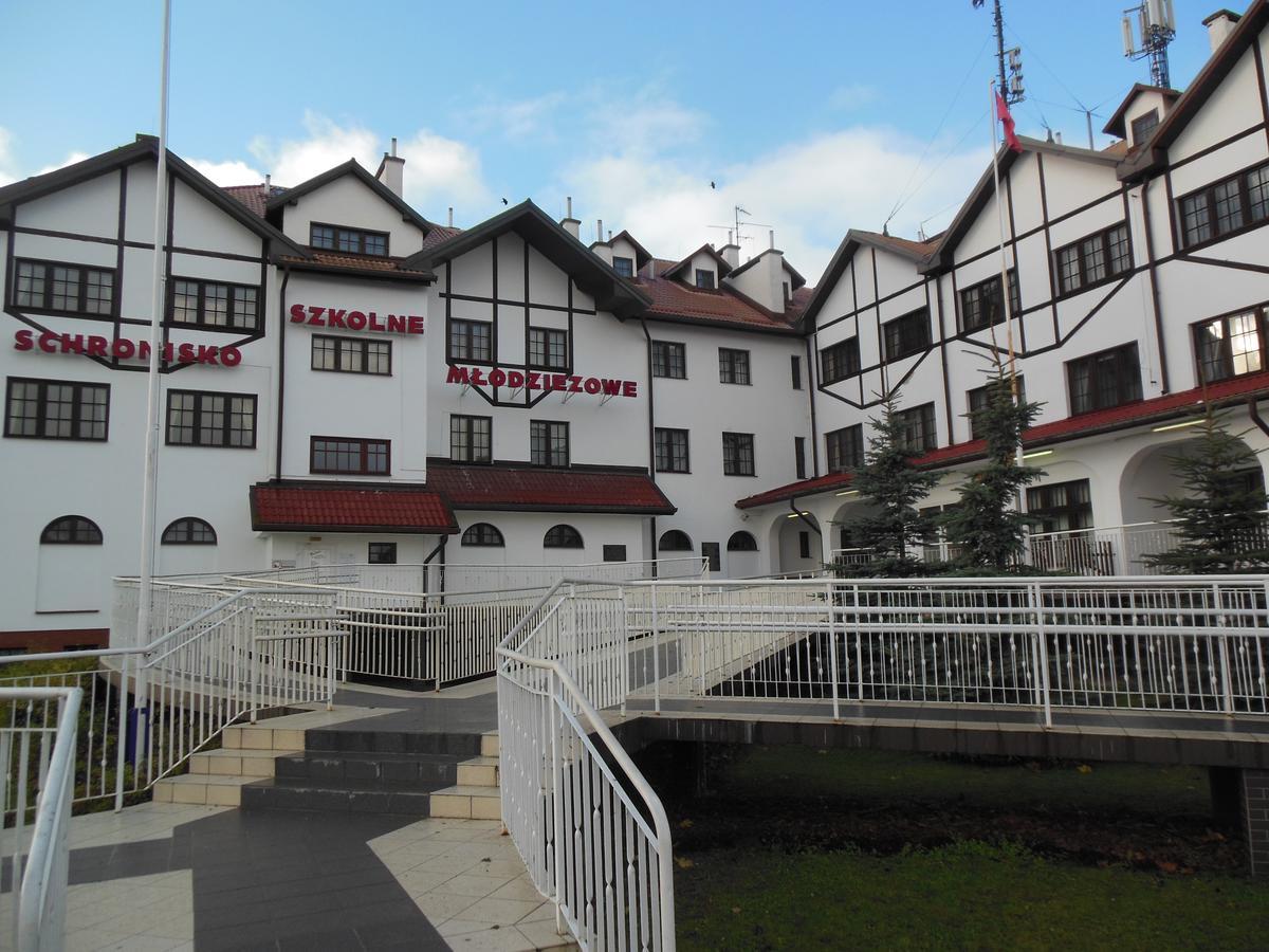 Szkolne Schronisko Mlodziezowe W Gdansku School Youth Hostel In Гданск Екстериор снимка